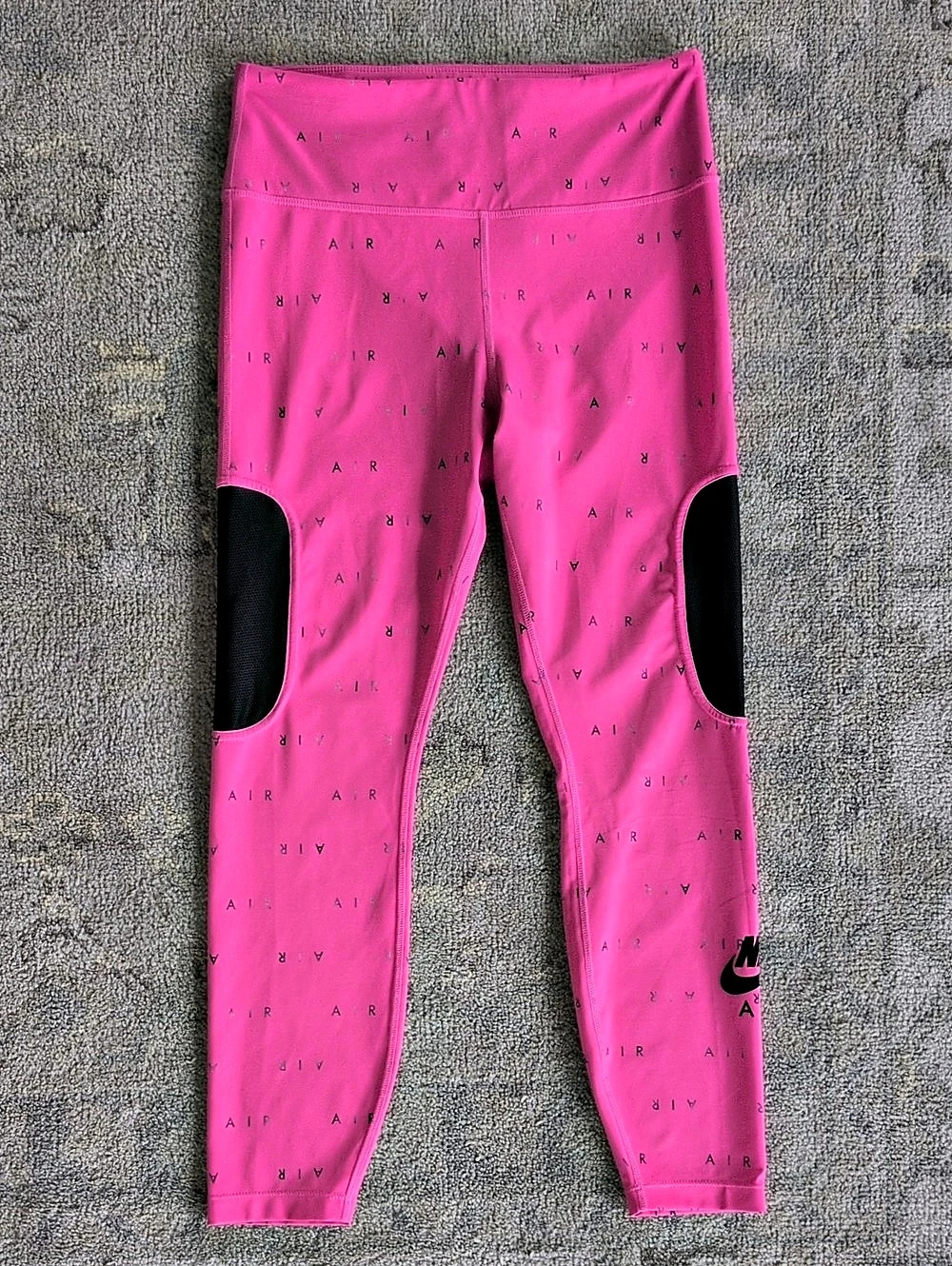 Nike Air Dri-FIT Patterned Leggings in Pink Size Medium